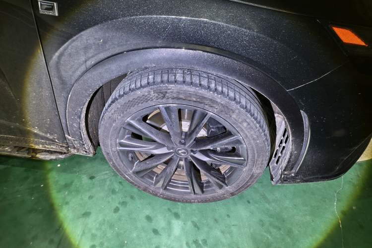 Used Lexus RX 2023 500h Four-Wheel Drive F SPORT Performance Right Front Wheel Hub