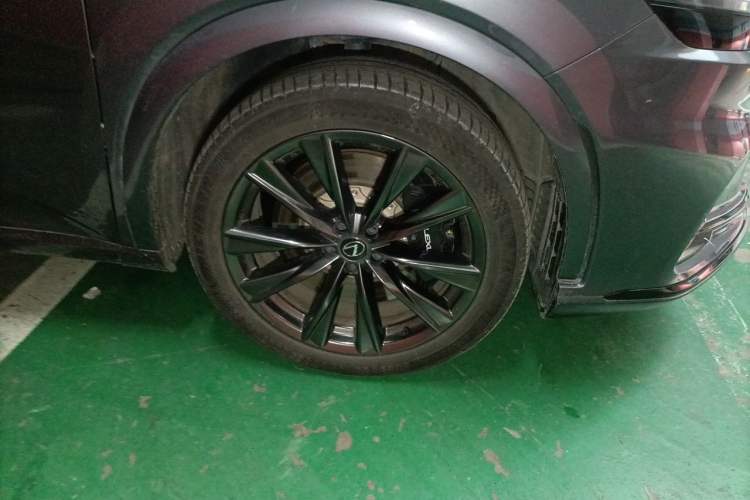 Used Lexus RX 2023 500h Four-Wheel Drive F SPORT Performance Right Front Wheel Hub