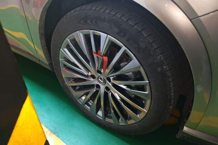 Used Lexus RX 2023 350h Four-Wheel Drive Enjoyment Version Right Front Wheel Hub