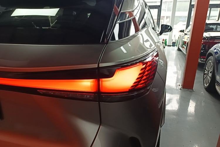 Used Lexus RX 2023 350h Four-Wheel Drive Enjoyment Version Right Rear Taillight
