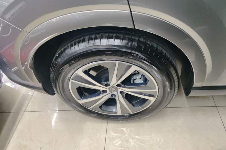 Used Lexus RX 2023 350h Two-Wheel Drive Enjoyment Version Right Rear Wheel Hub