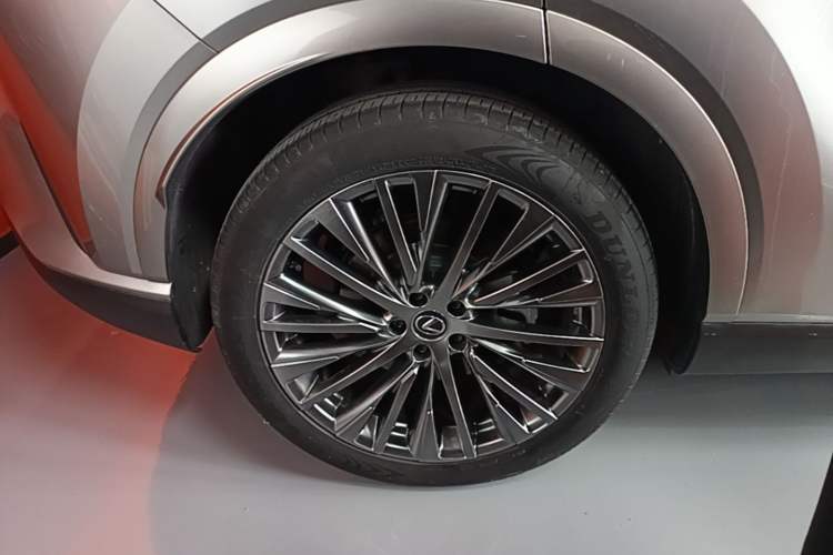 Used Lexus RX 2023 350h Four-Wheel Drive Enjoyment Version Right Rear Wheel Hub