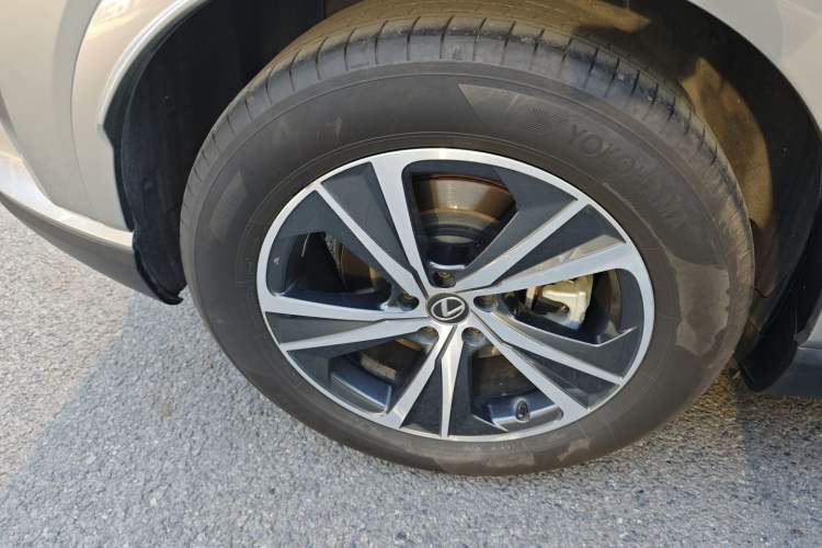 Used Lexus RX 2023 350h Two-Wheel Drive Enjoyment Version Right Rear Wheel Hub
