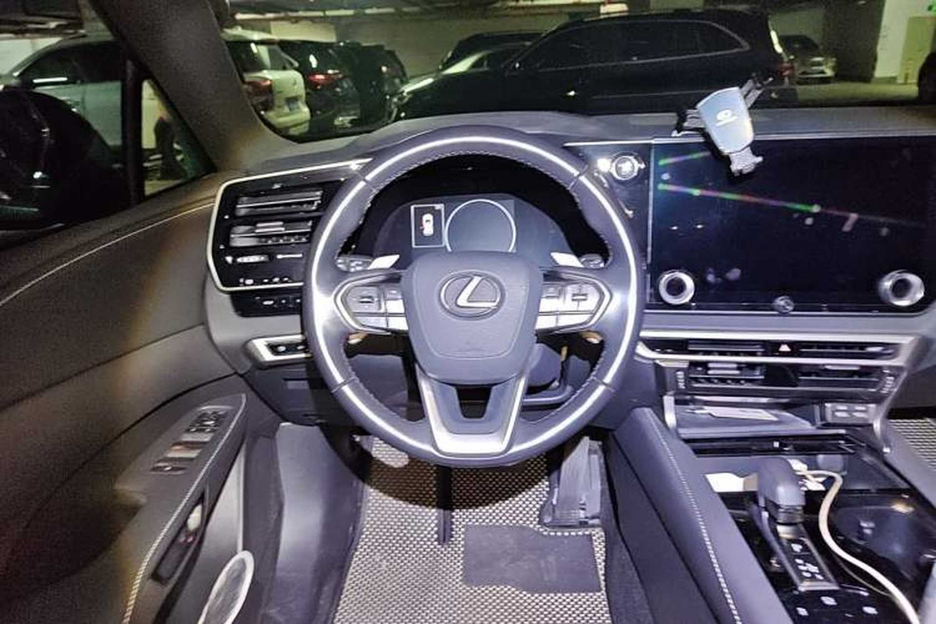 Used Lexus RX 2023 350h Two-Wheel Drive Comfort Edition Steering Wheel