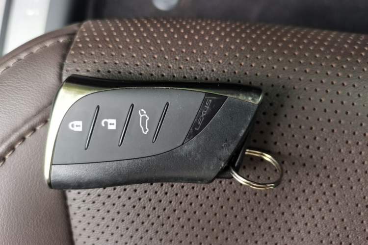 Used Lexus RX 2023 350h Two-Wheel Drive Comfort Edition Vehicle Key