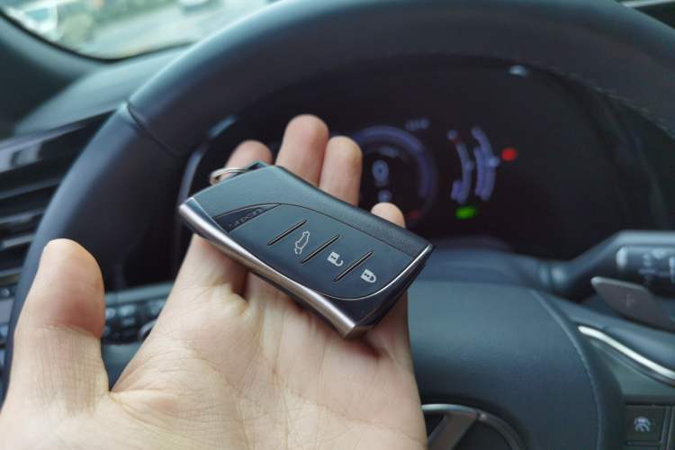 Used Lexus RX 2023 350h Two-Wheel Drive Enjoyment Version Vehicle Key