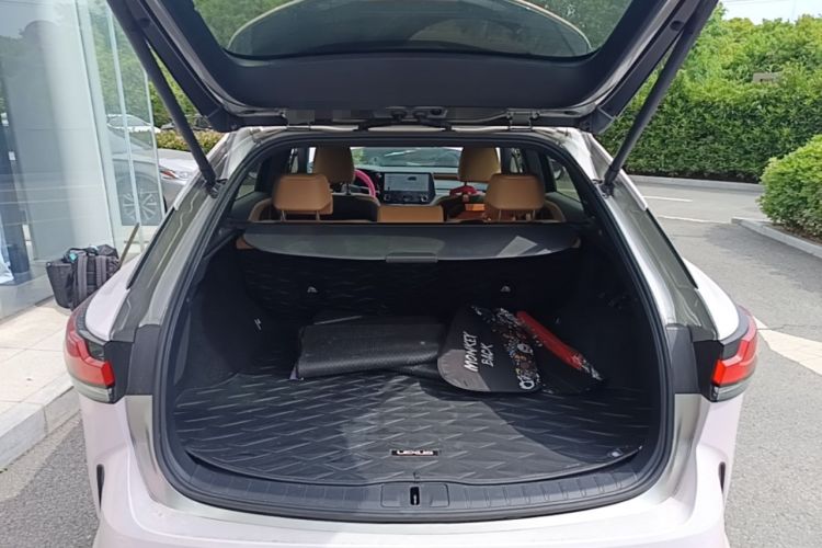 Used Lexus RX 2023 350h Four-Wheel Drive Enjoyment Version Trunk