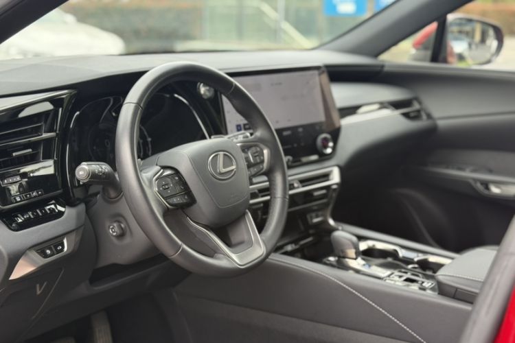 Used Lexus RX 2023 350h Four-Wheel Drive Enjoyment Version Interior 6