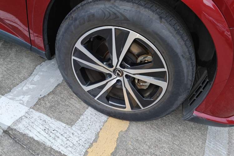 Used Lexus RX 2023 350h Two-Wheel Drive Comfort Edition Right Front Wheel Hub