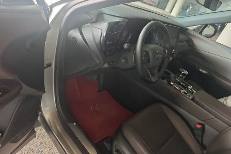 Used Lexus RX 2023 350h Four-Wheel Drive Enjoyment Version Driver Seat