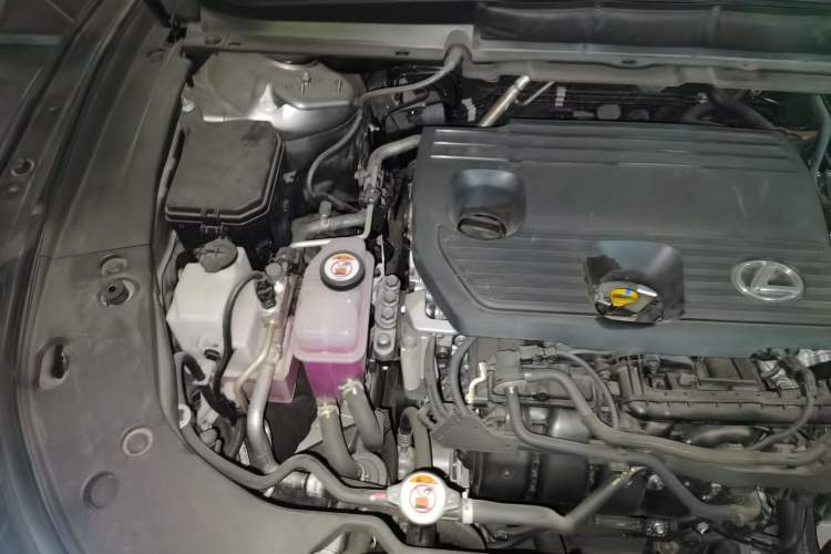 Used Lexus RX 2023 350h Four-Wheel Drive Enjoyment Version Engine Bay Right
