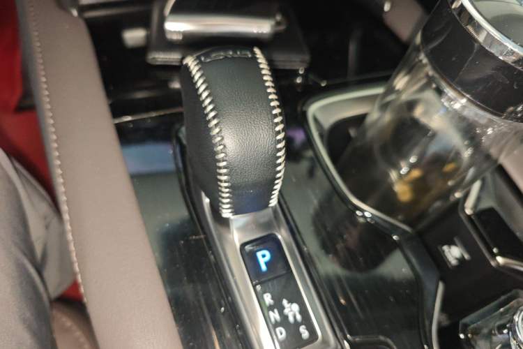 Used Lexus RX 2023 350h Four-Wheel Drive Enjoyment Version Gear Lever