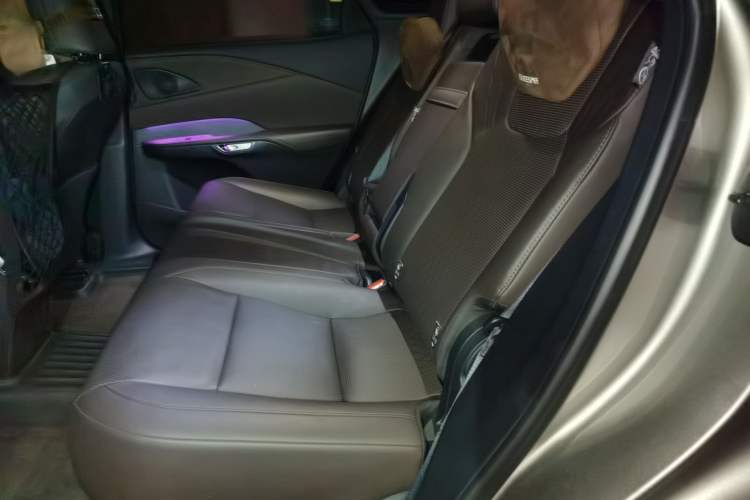 Used Lexus RX 2023 350h Four-Wheel Drive Enjoyment Version Left Rear Seat