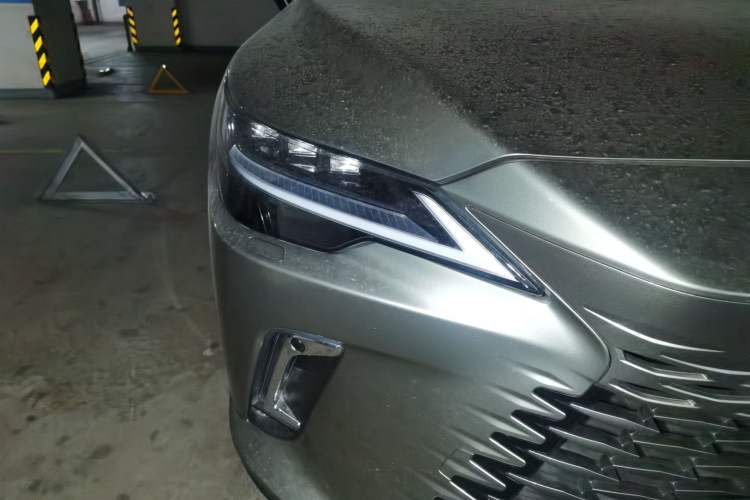 Used Lexus RX 2023 350h Four-Wheel Drive Enjoyment Version Right Front Headlight