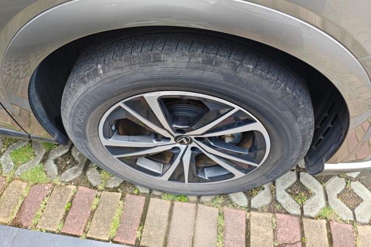Used Lexus RX 2023 350h Two-Wheel Drive Comfort Edition Right Front Wheel Hub