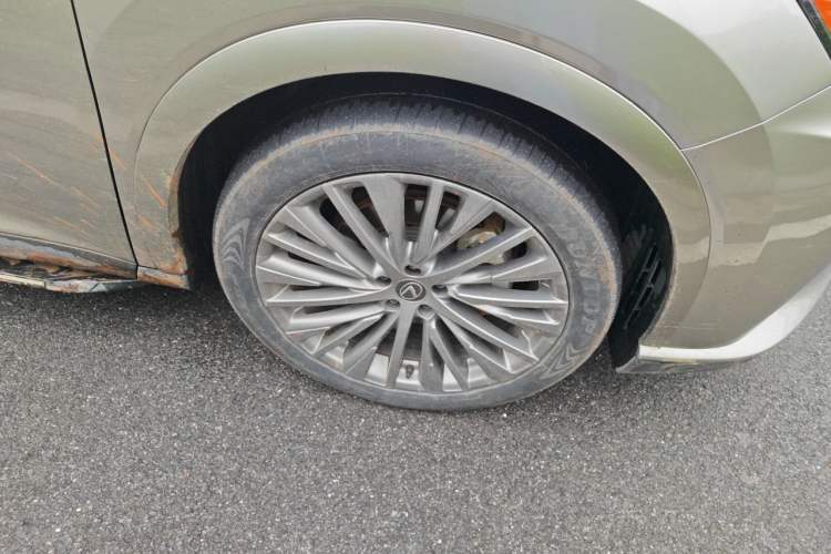 Used Lexus RX 2023 350h Four-Wheel Drive Enjoyment Version Right Front Wheel Hub