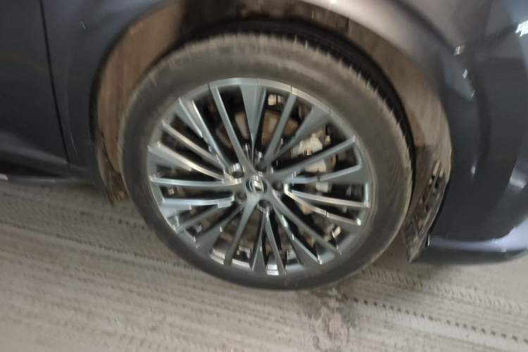 Used Lexus RX 2023 350h Four-Wheel Drive Enjoyment Version Right Front Wheel Hub