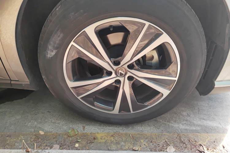 Used Lexus RX 2023 350h Two-Wheel Drive Comfort Edition Right Front Wheel Hub