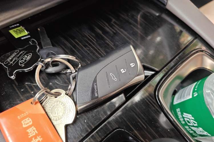 Used Lexus RX 2023 350h Two-Wheel Drive Comfort Edition Vehicle Key