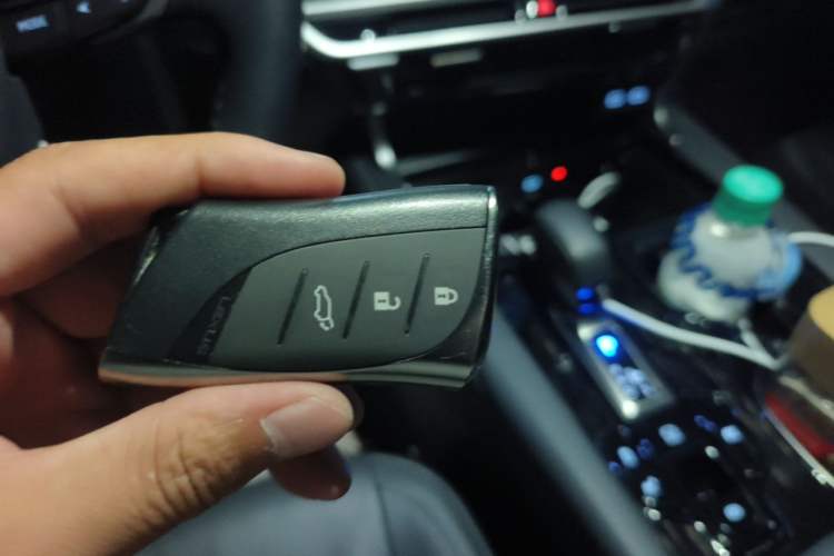 Used Lexus RX 2023 350h Four-Wheel Drive Enjoyment Version Vehicle Key
