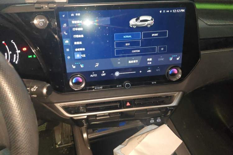 Used Lexus RX 2023 350h Four-Wheel Drive Enjoyment Version Audio And AC Panel