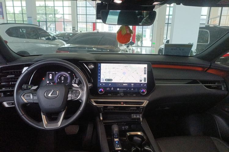 Used Lexus RX 2023 350h Two-Wheel Drive Comfort Edition Center Console