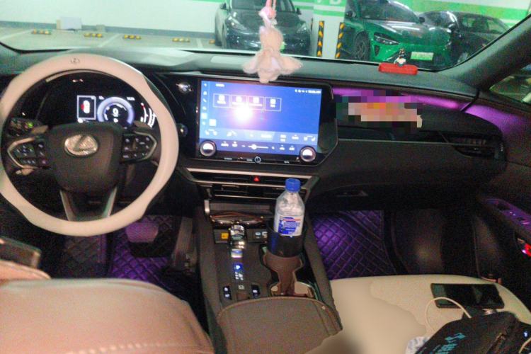 Used Lexus RX 2023 350h Four-Wheel Drive Enjoyment Version Center Console