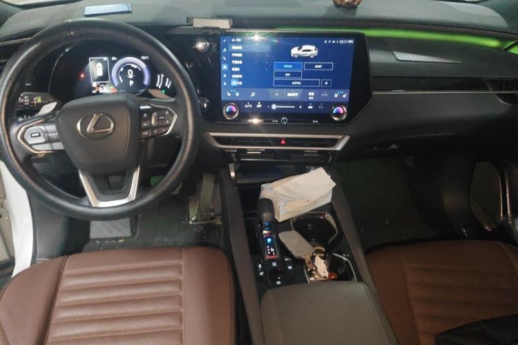 Used Lexus RX 2023 350h Four-Wheel Drive Enjoyment Version Center Console