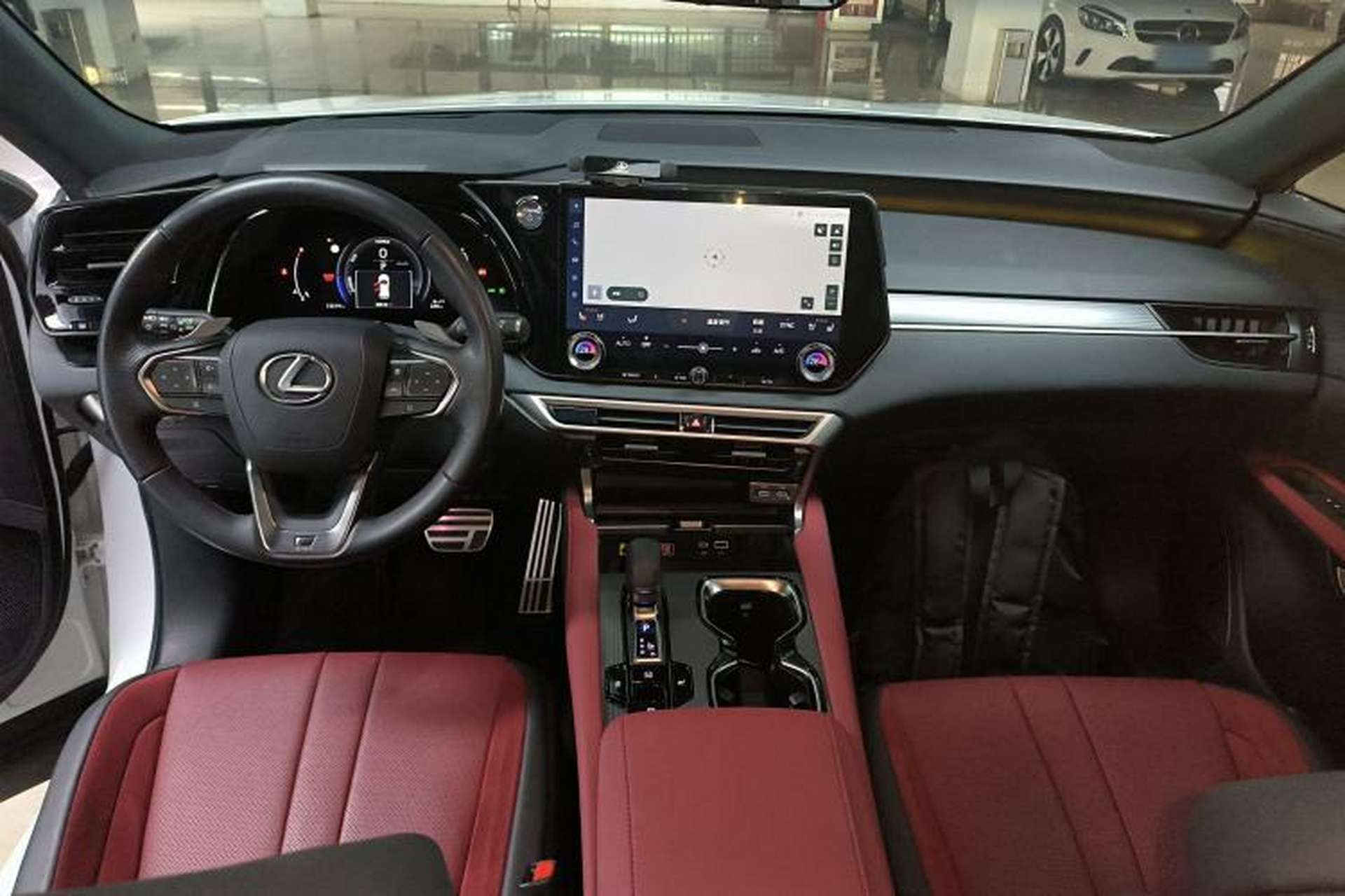 Used Lexus RX 2023 500h Four-Wheel Drive F SPORT Performance Center Console