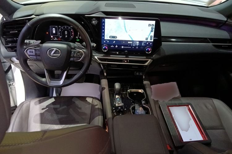 Used Lexus RX 2023 350h Four-Wheel Drive Enjoyment Version Center Console