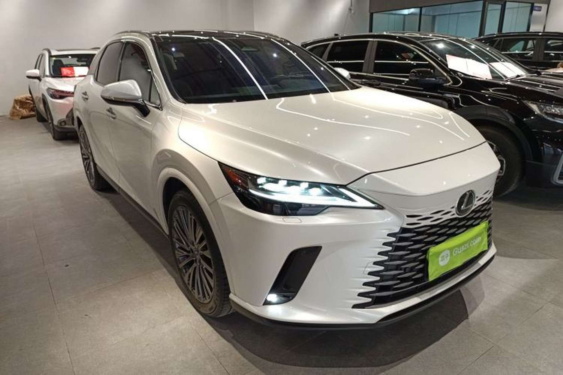 Used Lexus RX 2023 350h Four-Wheel Drive Enjoyment Version Exterior 2
