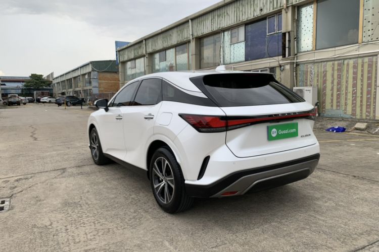 Used Lexus RX 2023 350h Two-Wheel Drive Enjoyment Version Exterior 4