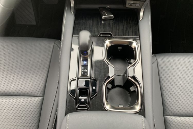 Used Lexus RX 2023 350h Two-Wheel Drive Enjoyment Version Gear Lever