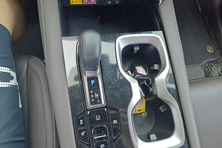 Used Lexus RX 2023 350h Four-Wheel Drive Enjoyment Version Gear Lever