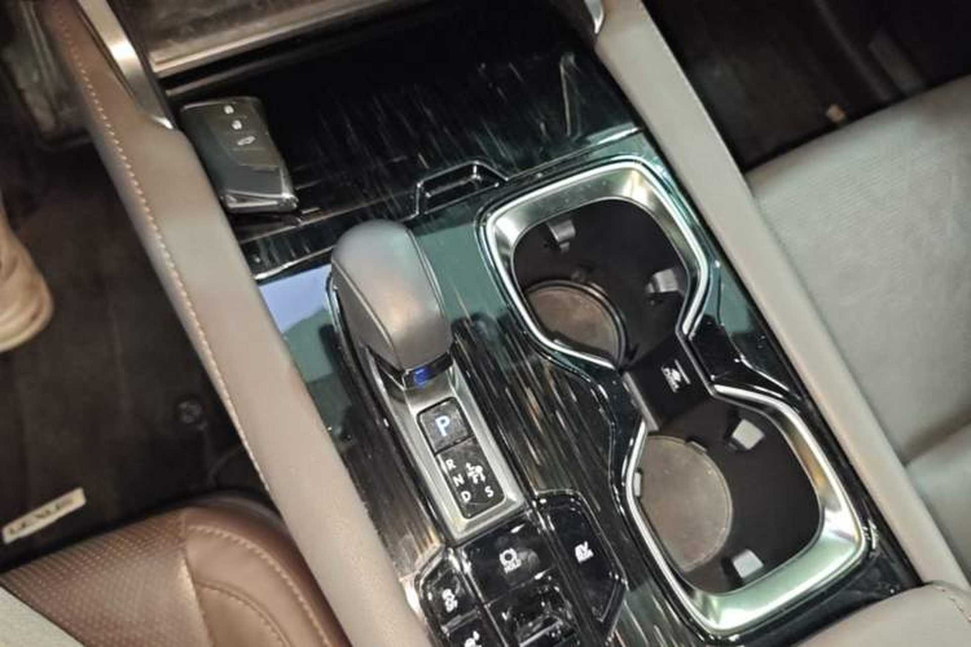 Used Lexus RX 2023 350h Four-Wheel Drive Enjoyment Version Gear Lever