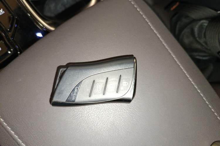 Used Lexus RX 2023 350h Four-Wheel Drive Enjoyment Version Interior 1