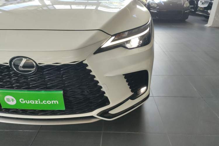 Used Lexus RX 2023 500h Four-Wheel Drive F SPORT Performance Left Front Headlight