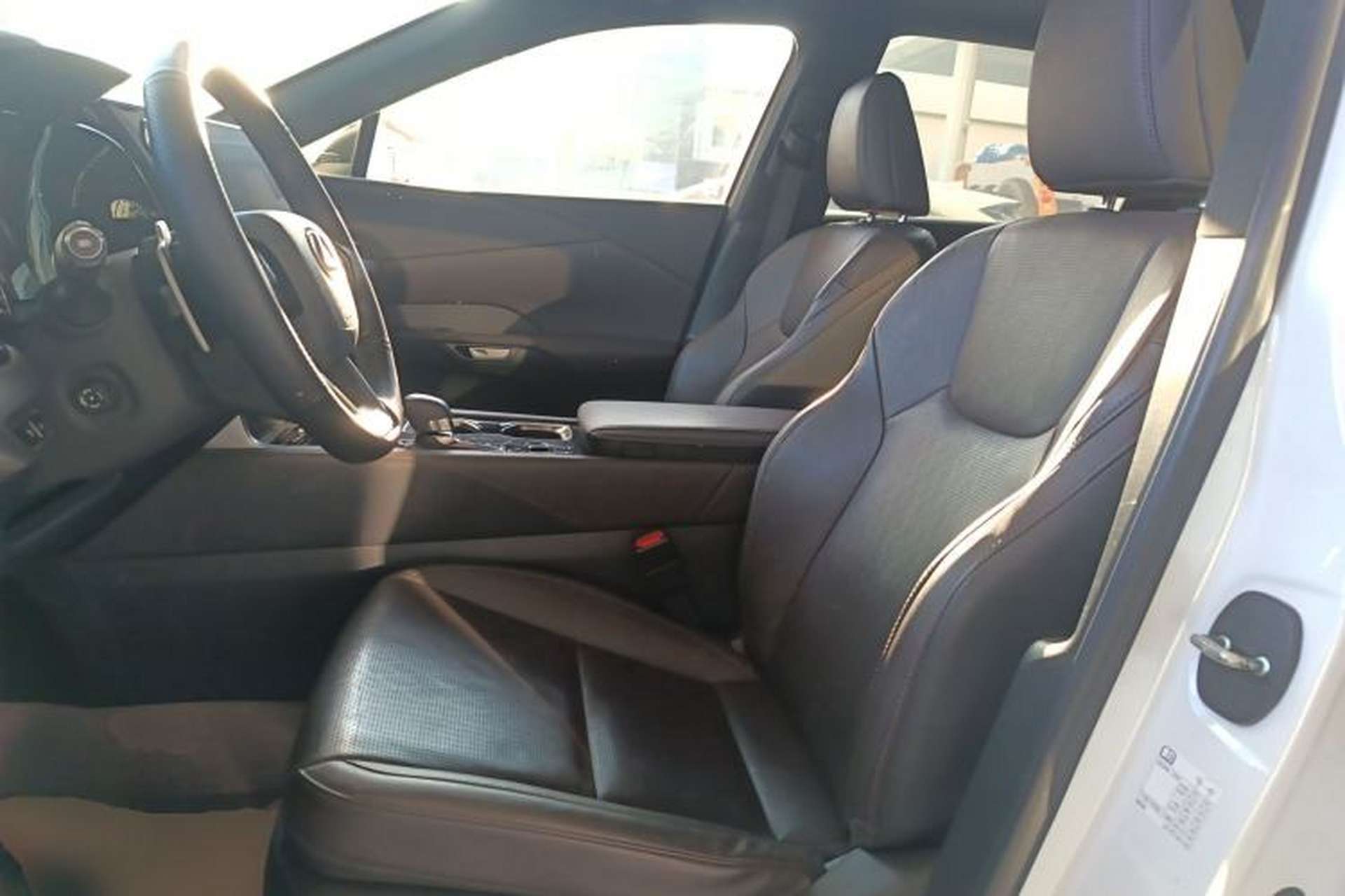 Used Lexus RX 2023 350h Four-Wheel Drive Enjoyment Version Left Front Seat