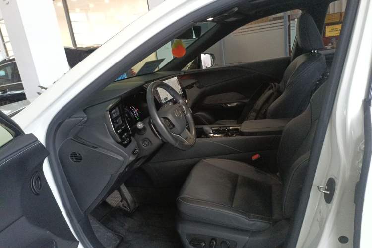 Used Lexus RX 2023 350h Two-Wheel Drive Comfort Edition Left Front Seat