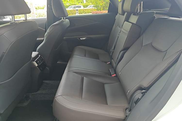 Used Lexus RX 2023 350h Four-Wheel Drive Enjoyment Version Left Rear Seat