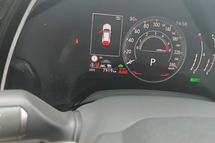 Used Lexus RX 2023 350h Four-Wheel Drive Enjoyment Version Odometer Close Up