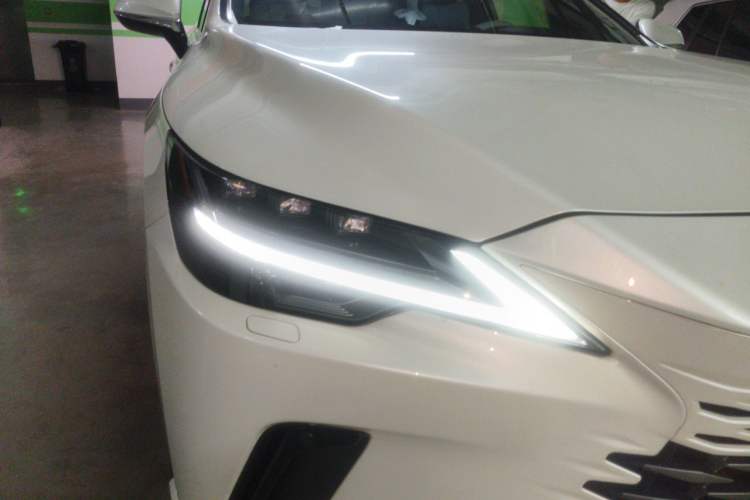 Used Lexus RX 2023 350h Four-Wheel Drive Enjoyment Version Right Front Headlight