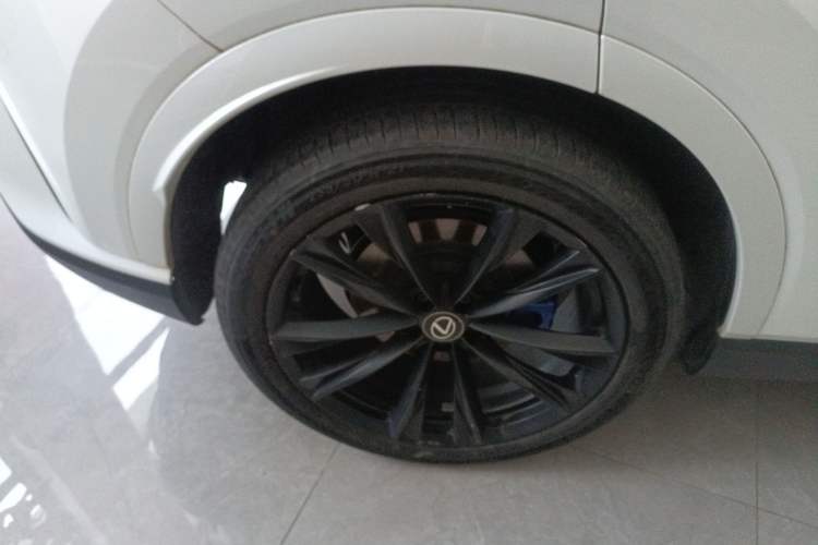 Used Lexus RX 2023 350h Two-Wheel Drive Comfort Edition Right Rear Wheel Hub
