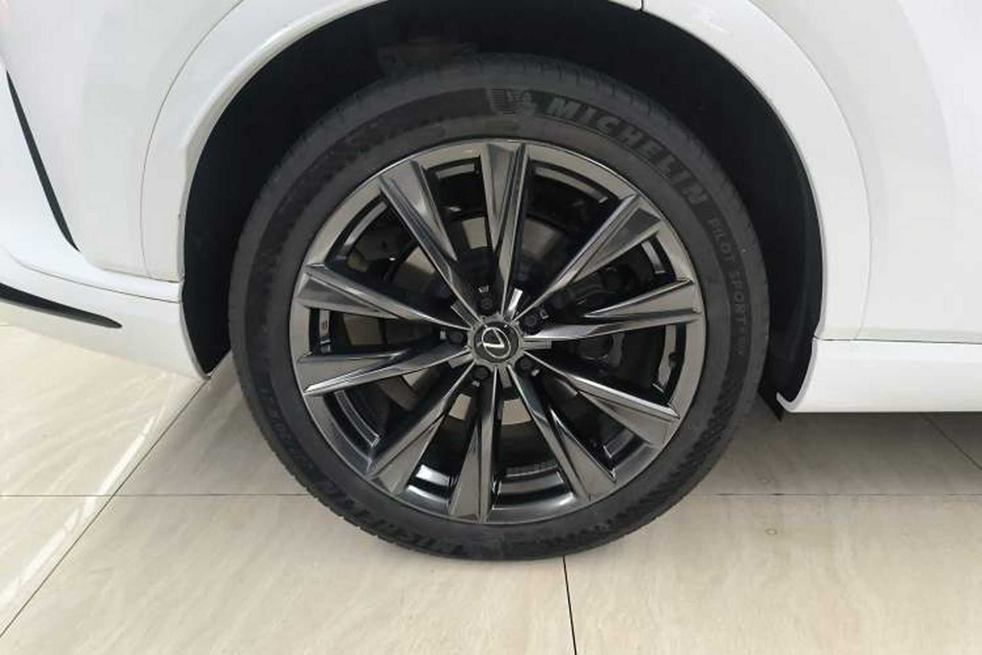 Used Lexus RX 2023 500h Four-Wheel Drive F SPORT Performance Right Rear Wheel Hub