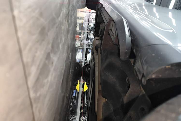 Used Lexus RX 2023 350h Two-Wheel Drive Enjoyment Version Right Side Sill