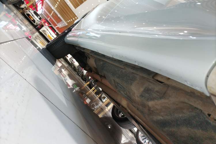 Used Lexus RX 2023 500h Four-Wheel Drive F SPORT Performance Right Side Sill