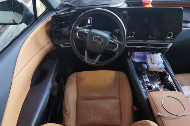 Used Lexus RX 2023 350h Two-Wheel Drive Comfort Edition Steering Wheel