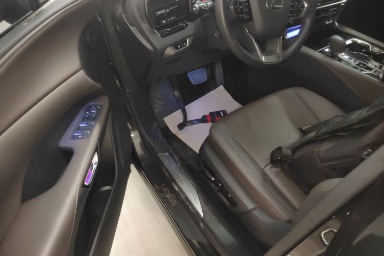 Used Lexus RX 2025 350h Two-Wheel Drive Comfort Edition Driver Seat