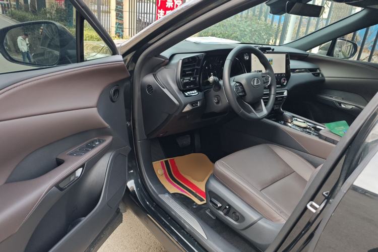 Used Lexus RX 2025 350h Two-Wheel Drive Comfort Edition Driver Seat