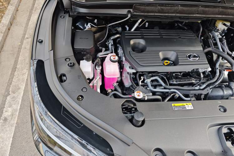 Used Lexus RX 2025 350h Two-Wheel Drive Comfort Edition Engine Bay Right